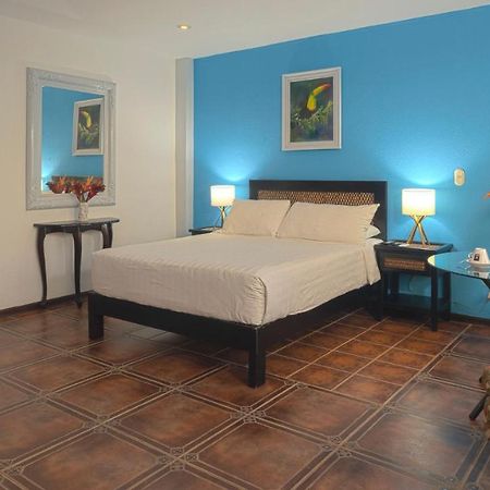 Blue Mirador Hotel マヌエル・アントニオ エクステリア 写真